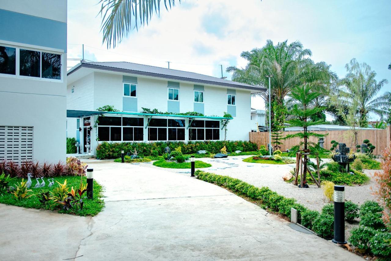 One Chumphon Hotel Buitenkant foto