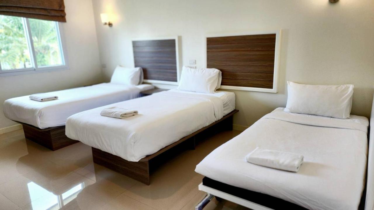 One Chumphon Hotel Buitenkant foto